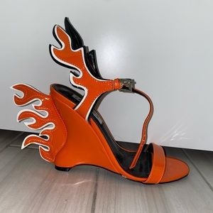 Flame wedges